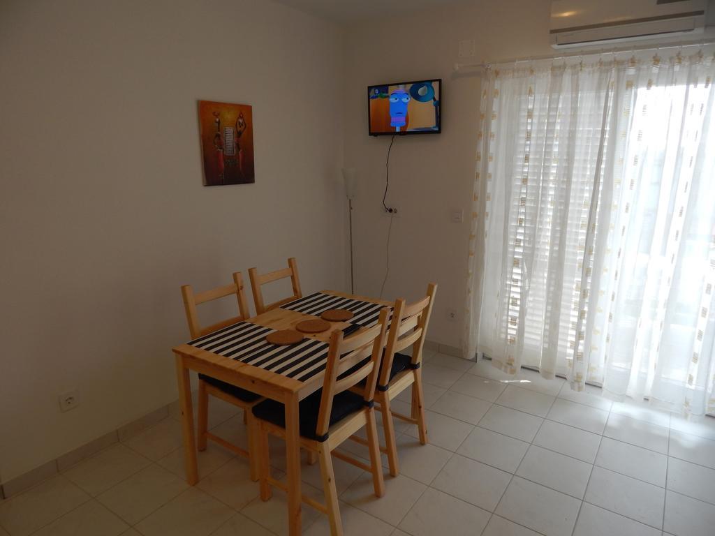Apartment Saric Sukošan Dış mekan fotoğraf
